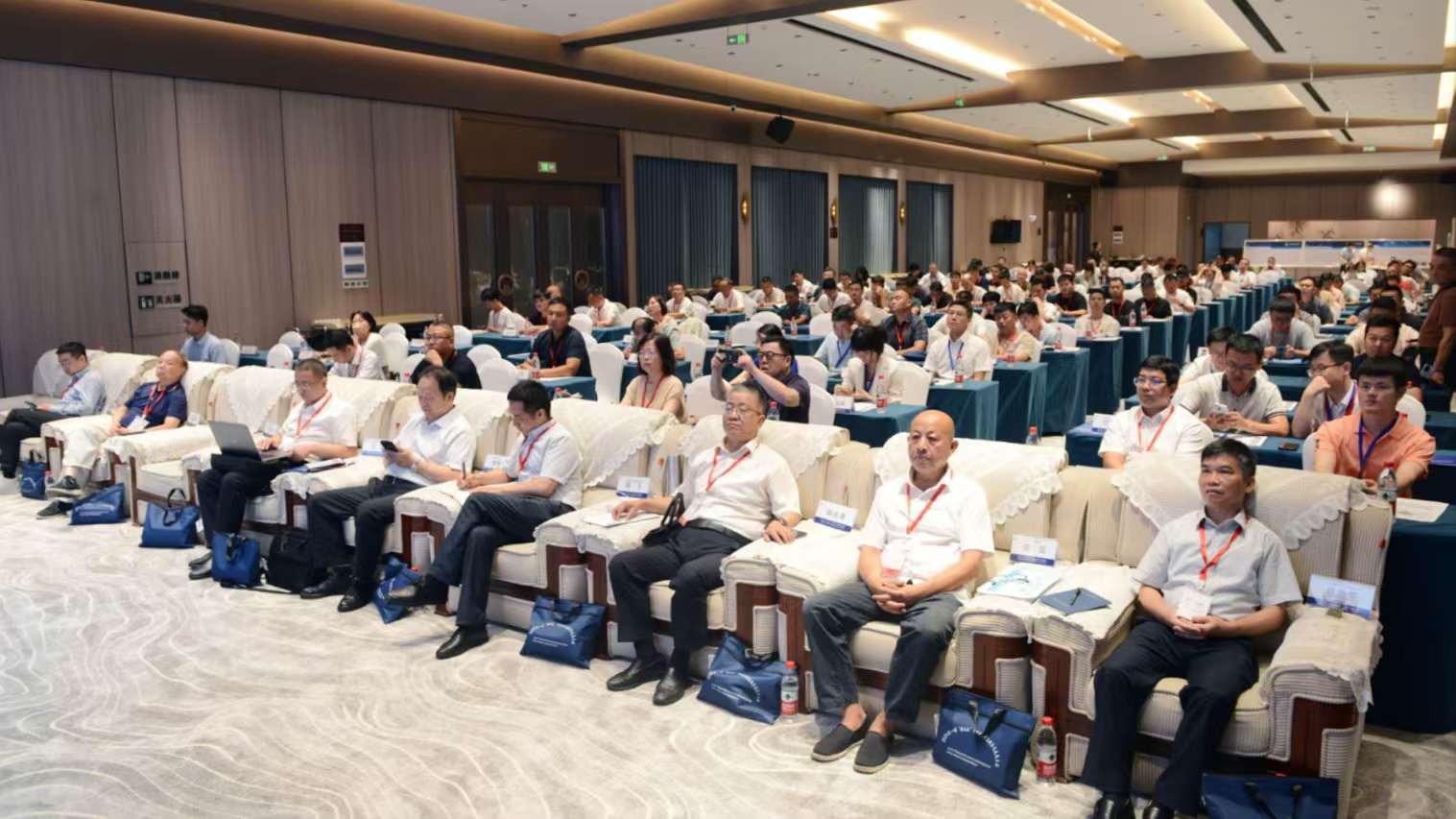 2024第一届"PG电子杯"材料装备行业数字化发展论坛在湖南湘潭(PG电子)胜利召开